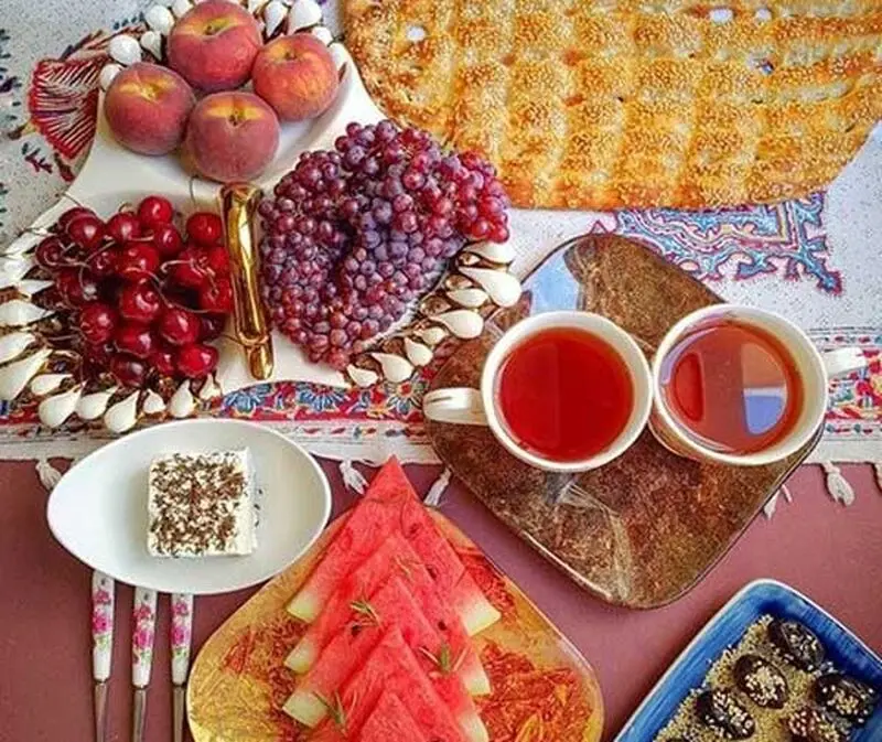 سفره های افطار تصویر