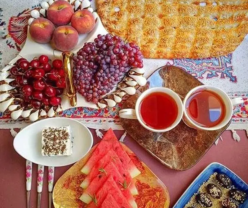سفره های افطار تصویر