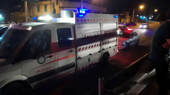 تصادف پراید و سمند در محور اصفهان به مشهد 