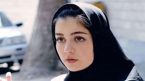 ژست های افسانه پاکرو بازیگر سریال تکیه بر باد در خارج / زیبایی خانم بازیگر در 42 سالگی جلب توجه کرد