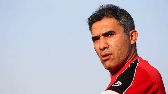 نگاهی به رستوران احمدرضا عابدزاده عقاب آسیا با دکوراسیون خاص و حضور افراد سرشناس/ رستورانه یا موزه فوتبال+ عکس