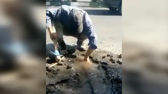 فیلم لحظه تصادف مامور اداره آب کرج / مرد بی گناه غیب شد