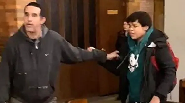 دردسر یک تبهکار در مراسم تشییع جنازه + فیلم