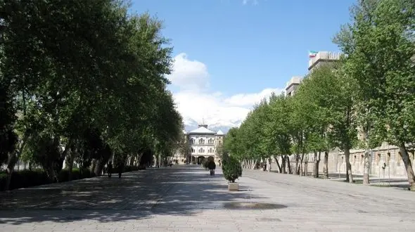 تصویر هوایی خیلی قدیمی از میدان مشق تهران