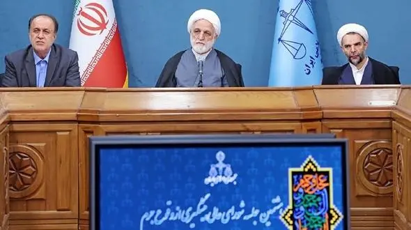 رئیس قوه قضاییه  : هزینه در بخش پیشگیری سرمایه گذاری محسوب می شود / درمان در کشور ما ارزان‌تر از کشورهای دیگر است