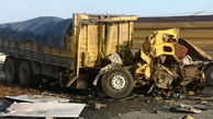 تصادف کامیون با ٢ مینی‌بوس در جنوب کرمان/ ۱۶ نفر مصدوم شدند