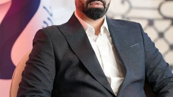 ماکان آریا پارسا: برندهای ایرانی لیاقت جهانی‌شدن دارند / فعالیت‌های پارس پندار نهاد به نفع اقتصاد ایران است / تسهیل کاریابی بین‌المللی بیکاری را به‌طور محسوس در کشور کاهش می‌دهد