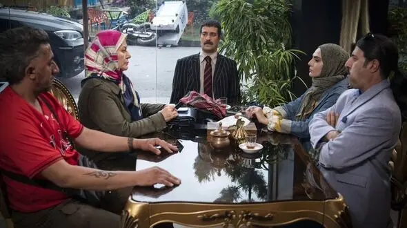 گزارش تصویری از  قسمت دهم سریال پایتخت 7 