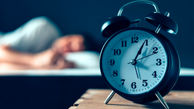 چرا در طول شب چند بار از خواب می پریم؟