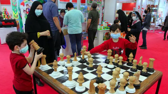 اسباب بازی در ایران / سالانه 20 میلیون دلار اسباب بازی در کشور تولید می شود + فیلم 