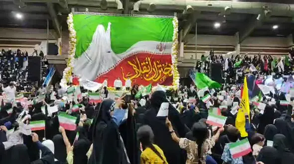  مدیرمسؤول جنبش «دختران انقلاب»: امر به معروف و رفع بی‌حجابی به امثال خانم دباغ نیاز دارد