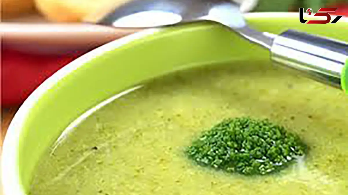 سوپ بروکلی و بادام