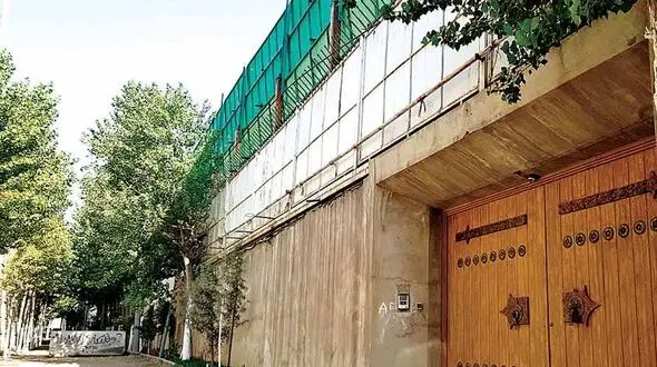 بازداشت حسین رعیت بخاطر باغ معمایی جاده کرج ! / اینجا ببرهای وحشی جولان می دهند + عکس