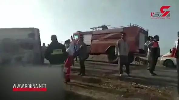 اولین فیلم از تصادف مرگبار کامیون با اتوبوس مسافربری / 7 کشته در گلستان