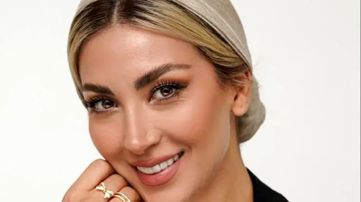 تیپ و استایل هندی مینا مختاری زن زیبای بهرام رادان در جشن سفارت هند/ با خال هندی و زیباتر از آیشواریا ملکه جذاب هندی