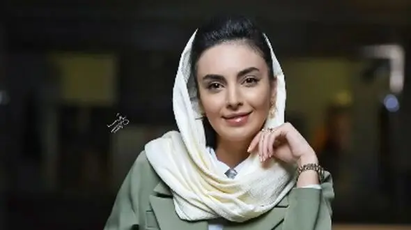 عکس/ سبک پوشش مهشید جوادی بازیگر ارومیه ای سریال بچه مهندس/ مانتو شلوار مونوکروم ، شومیز های کژوال، استایل الگانت و...!