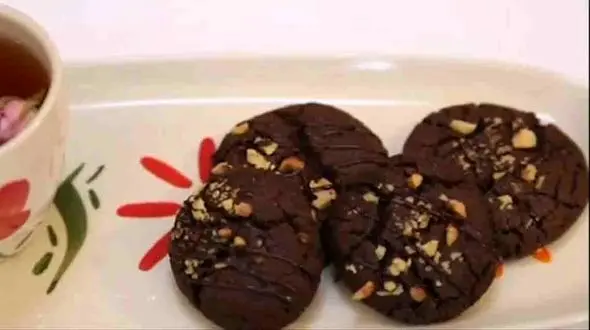 کوکی گردویی یک عصرانه خوشمزه + فیلم