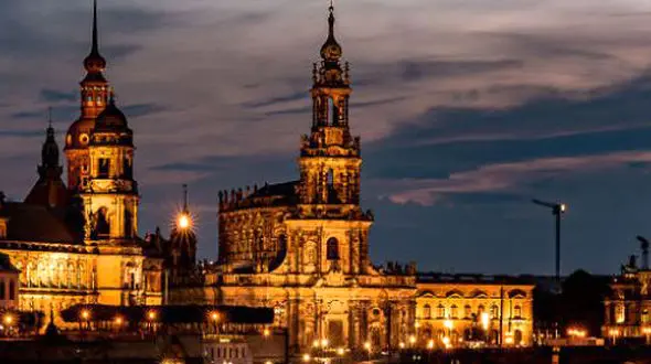 زیباترین و رویایی ترین شهر جنگ زده آلمان را بشناسید +تصاویر دیدنی 