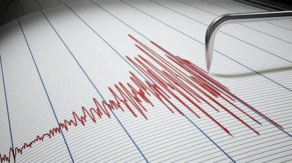 زلزله وحشتناک کرمانشاه را لرزاند / مردم در سرما به خیابان ها آمدند 