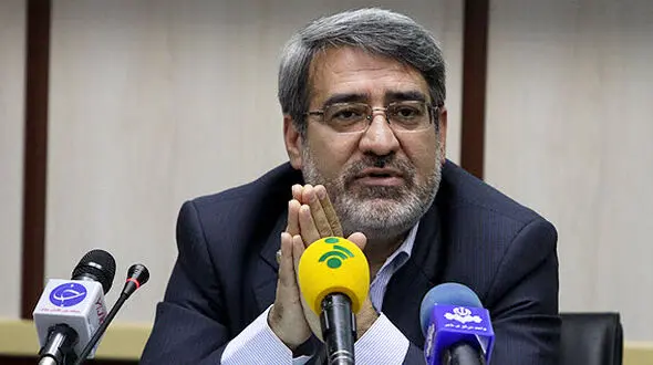 یک معاون خانم برای خودم تعیین خواهم کرد
