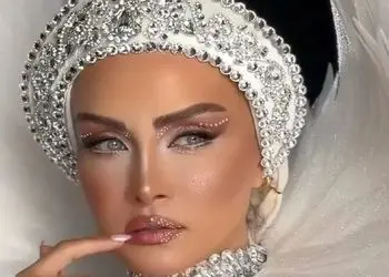 فیلم/ آواز معروفا؛ لباس عروس و میکاپ پرمعنا حدیث فولادوند زیر آواز ایران