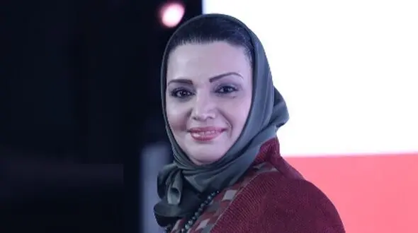 خلاقیت اوستا قناد برای پخت یک تولد مینیمال و قرمز الهام پاوه نژاد و استایل شیک و ست خانم بازیگر در تولد لاکچری!