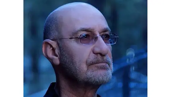 سیاوش قمیشی و سگ هایش