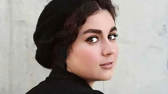 این لباس افسانه پاکرو برای زمستان است ! / خانم بازیگر  مدل خانم های ایرانی !