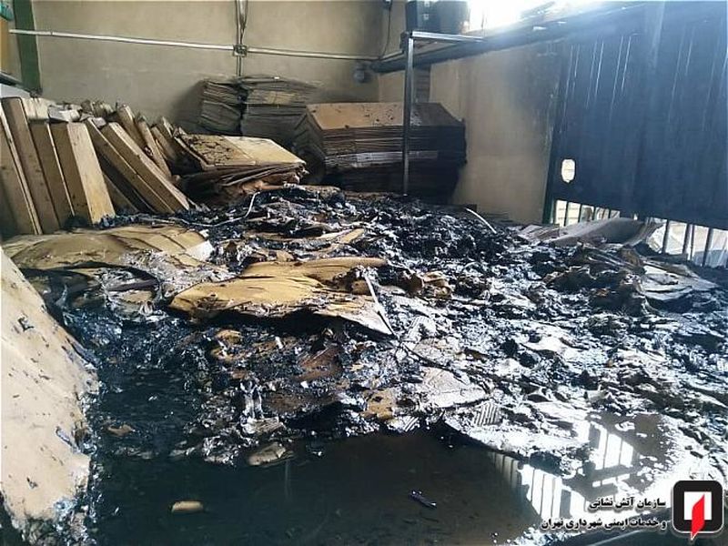 آتش گرفتن کارگاه تولیدی ساعت دیواری ۷ مصدوم به دنبال داشت 