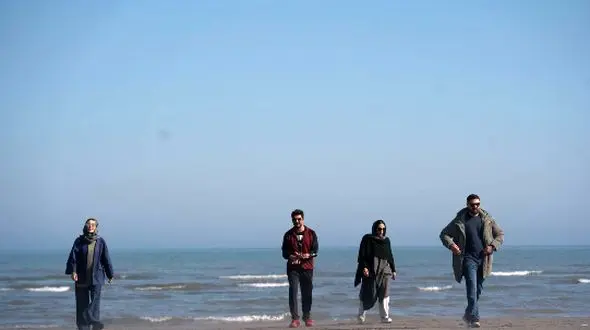 فیلم/ زیباترین و عاشقانه‌ترین بازخوانی فرزاد فرزین در سریال قطب شمال: داغ یک عشق قدیمو اومدی تازه کردی