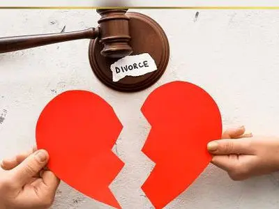 زنم مغرورو بود و من تنها / دل به زن مسافری دادم که سوارش کردم