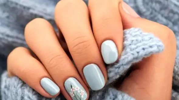 چرا مدل ناخن کوتاه در تابستان مورد استقبال بیشتری قرار می‌ گیرد؟