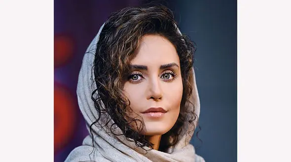 ببینید / رفتار جنجالی الناز شاکردوست با هوادارانش / همه عاشقش شدند !