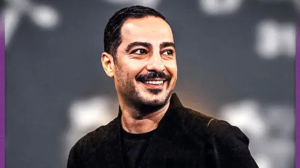 خلاقیت زیبای نوید محمدزاده و همسرش برای ثبت یک عکس عاشقانه در دریا/ چقدر این زوج بهم میان