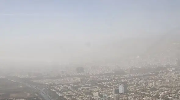 تهرانی ها تا نیمه آبان منتظر گرد و غبار باشند / منابع طبیعی استان هرچه زودتر مالچ پاشی کند 