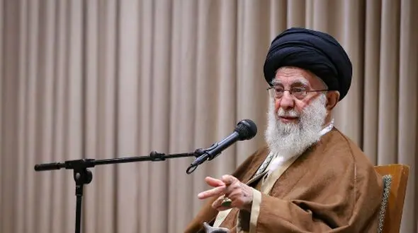 فیلم/ ماجرای رفع توقیف یک فیلم مشهور و پربیننده توسط رهبر معظم انقلاب؛ رهبری: فیلم بسیار مفرح و خوبی است، هر چه سریعتر اکران شود