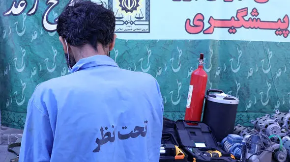 این مرد دزد انباری خانه های تهرانی ها بود / او هیچ وقت توبه نمی کند + فیلم وعکس