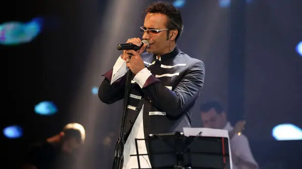 خبر بد/ شهرام شکوهی دیگر نمی تواند بخواند! + عکس