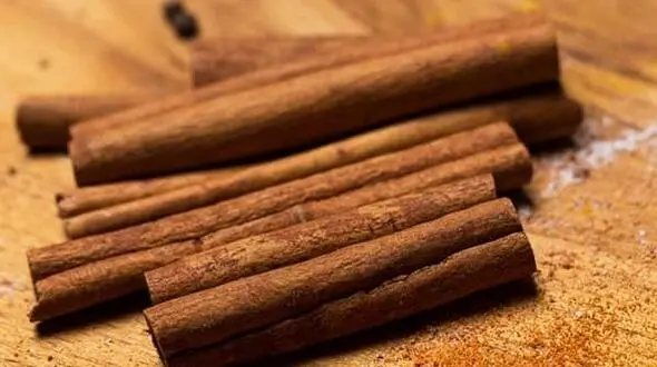 چگونه دارچین اصل را از تقلبی تشخیص دهیم؟ / دارچین هندی یا چینی؟!