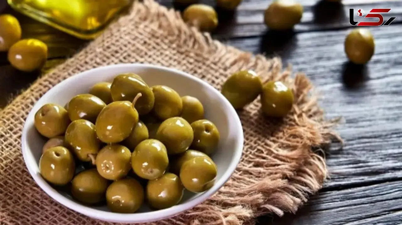 چرا زیتون تلخ برای سلامتی مفید است؟ 7 خاصیت بی‌ نظیر