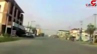 پرواز موتورسیکلت سوار در تصادف وحشتناک خودروی سواری + فیلم