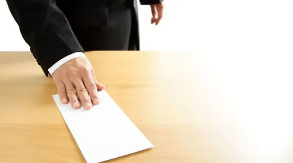 شهردار بومهن استعفا داد