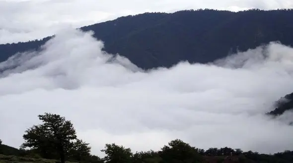 هشدار قرمز هواشناسی برای 16 استان / پایتخت نیمه ابری 