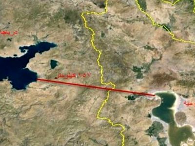 سرنوشت‌ متضاد دو دریاچه در فاصله نزدیک به هم  / چرا وان زنده است و ارومیه خشک ؟ 