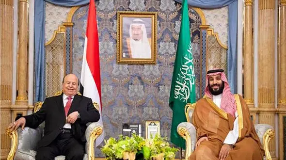 دیدار دروغین بن سلمان با رئیس دولت مستعفی یمن / تلاش برای مانور زنده بودن بن سلمان + عکس