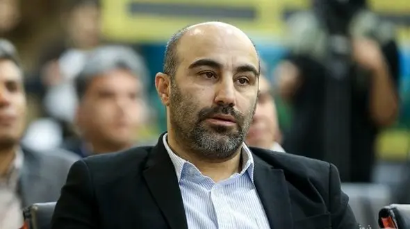 جشن تولد شیک پسر محسن تنابنده، بازیگر سریال پایتخت، با چیدمان مینیمال/ عجب کیکی! فک نکنم کسی دلش بخواد این کیکو بخوره! چه همسر خوش سلیقه‌ای