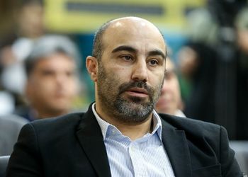 جشن تولد شیک پسر محسن تنابنده، بازیگر سریال پایتخت، با چیدمان مینیمال/ عجب کیکی! فک نکنم کسی دلش بخواد این کیکو بخوره! چه همسر خوش سلیقه‌ای
