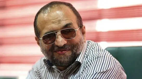 انتقاد عضو فعلی شورای شهر تهران به یکی از گزینه‌های شهرداری آینده: چرا قلیان می‌کشد؟