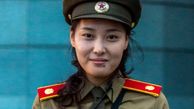 فیلم دیده نشده از حرکات عجیب خانم پلیس خارجی در خیابان / مردم کره شمالی هم تعجب کردند!