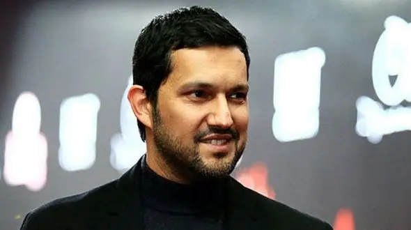 سکانس عاشقانه حامد بهداد و نیوشا ضیغمی در ساحل زیبای کیش/ دل آدم براش کباب میشه+فیلم